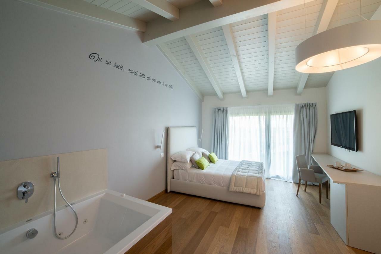 K-Farm Hotel Malo  Екстериор снимка